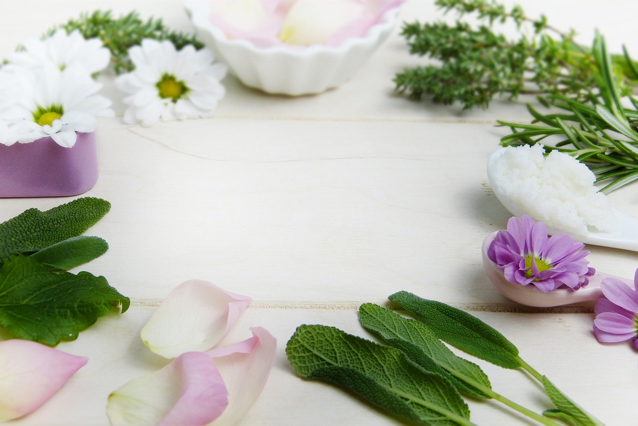 皮膚科治療効果を高める化粧品でのセルフケア方法は？