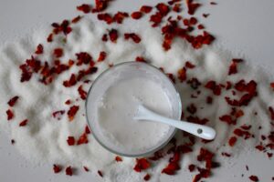 自宅ケアで美容皮膚科レベルの化粧水はどれが効果的？