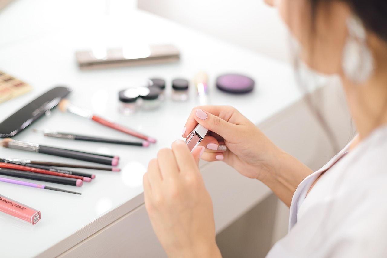 クリニック級成分を含む市販化粧品はどれが効果的？