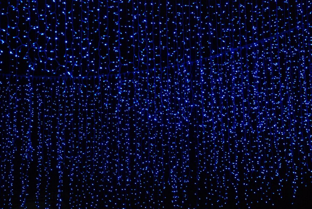 ブルーライトが肌に与える影響とは？